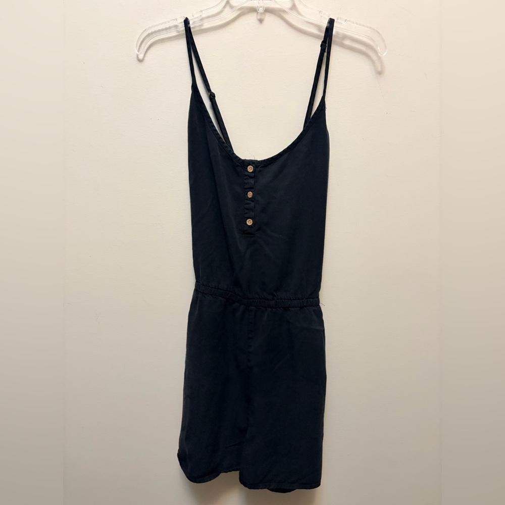 TENTREE Crosseed Back Tencil Black Romper - Picture 3 of 8
